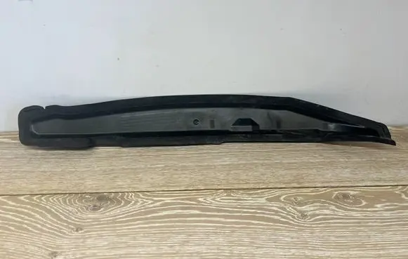 Volkswagen Golf VII Fender end trim 5G0821111B