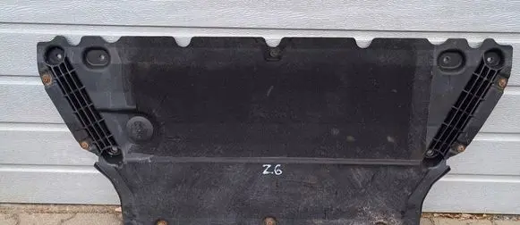 Audi A5 Engine splash shield/under tray 8W0863821B