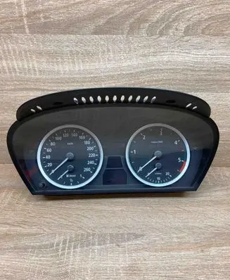 BMW 5 E60 E61 Speedometer (instrument cluster) 6958600 110080213