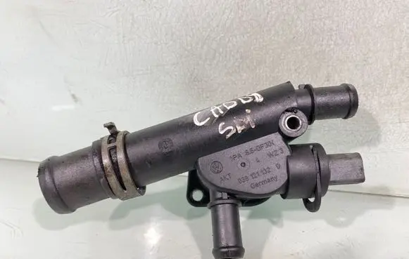 Thermostat/thermostat housing