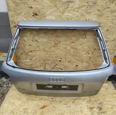 Audi A4 S4 B5 8D Tailgate/trunk/boot lid