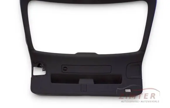Audi A6 S6 C7 4G Tailgate trim 4G9867979H 4G9867979J
