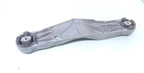 Volkswagen Phaeton Rear differential/diff mount bracket 3D0599285