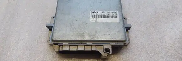 Land Rover Discovery Engine control unit/module 0281001352