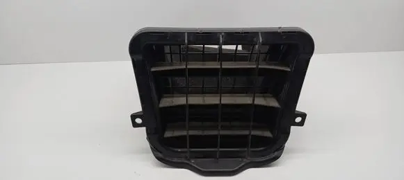 Audi A4 S4 B8 8K Quarter panel pressure vent 8K0819161B