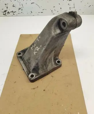 Mercedes-Benz E W210 Engine mounting bracket A6062230004