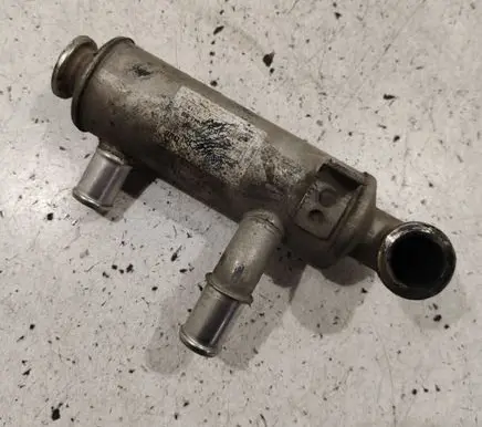 Ford Focus EGR valve cooler 3M5Q9F464BC