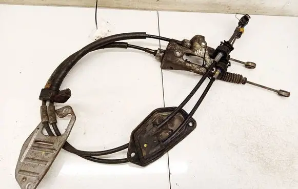 Toyota Auris 150 Gear shift cable linkage