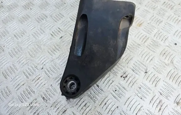 Mercedes-Benz E W213 Engine mounting bracket A6542232300