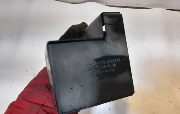 BMW X6 E71 Horn signal holder/bracket 65756955373 6955373