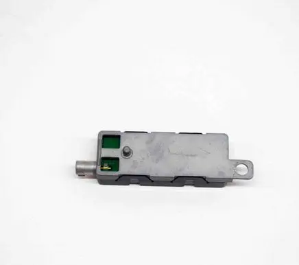 Maserati Quattroporte Aerial antenna amplifier 670002130 10R040019