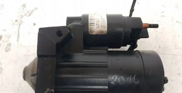 Renault Clio II Starter motor 