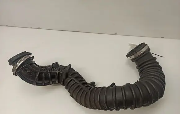 Opel Vivaro Intercooler hose/pipe 8200607746 93858731
