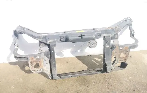 Hyundai Getz Radiator support slam panel