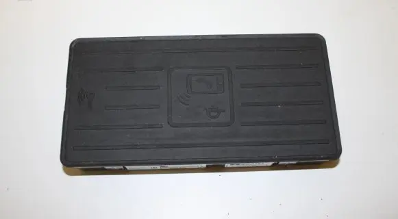 Audi A4 S4 B9 Wireless charging module 8W0035502C