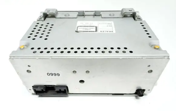 Ford Fiesta Radio/CD/DVD/GPS head unit AA6T18C815SC 10R035512 A12360908