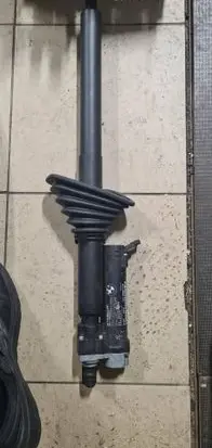 BMW 4 F36 Gran coupe Tailgate strut 7330627