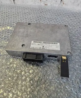 Audi A6 S6 C6 4F Bluetooth control unit module 4E0862335 085244779 4E0910336M