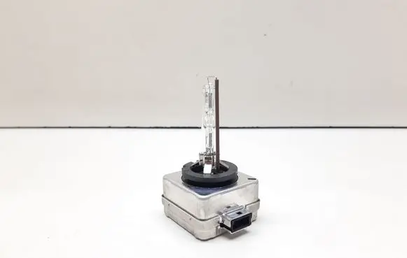Volkswagen PASSAT CC Xenon bulb 66140 D1S