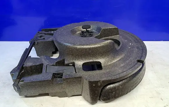 Jaguar XJ X351 Tool set 1R8A17032AB
