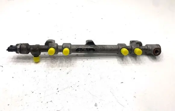 Hyundai ix35 Fuel main line pipe 0445214211