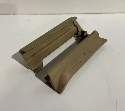 Mercedes-Benz CLS C219 Front driver seat rail trim 2119193320