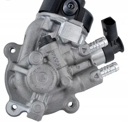 Volkswagen PASSAT B7 Fuel injection high pressure pump 03L130755AE