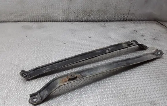 Honda Civic Fuel tank mounting bracket 