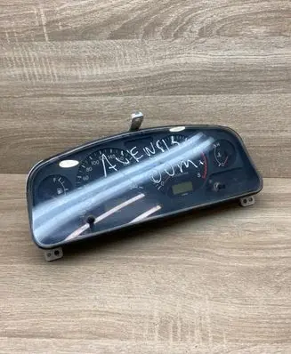 Toyota Avensis T220 Speedometer (instrument cluster) 8380005238 88458014