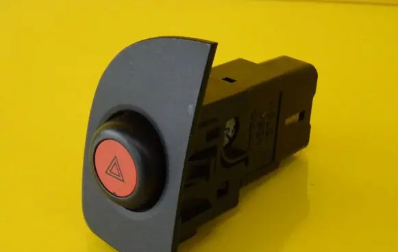 Honda Civic Hazard light switch 157911
