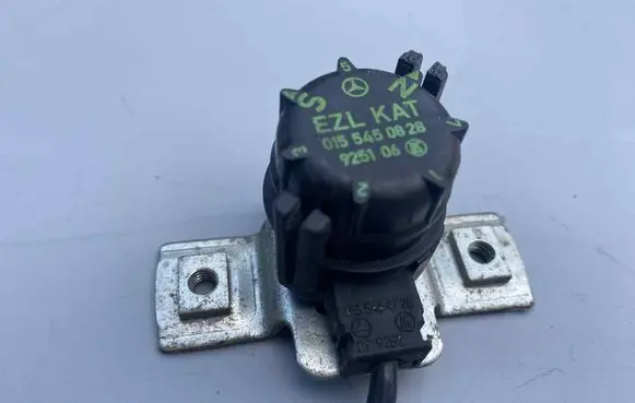 Mercedes-Benz 190 W201 Injection control unit/module 0155450828 0135454728 925106