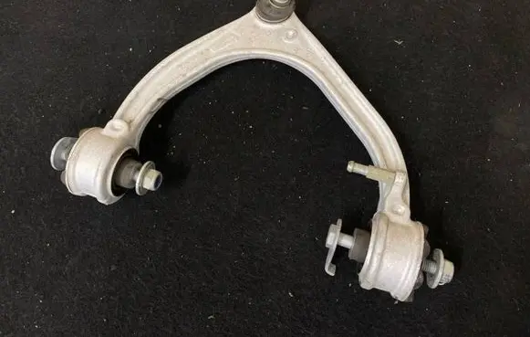 Jaguar F-Pace Front control arm HK83-3084