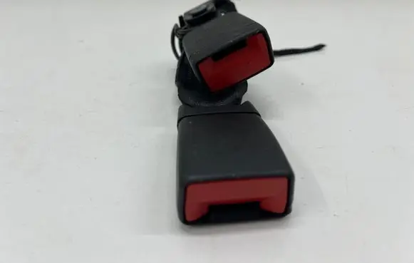 Mercedes-Benz CLA C118 X118 Middle seatbelt buckle (rear) A17786031029051