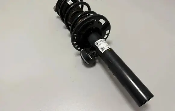 BMW X4 G02 Front shock absorber/damper 6890943