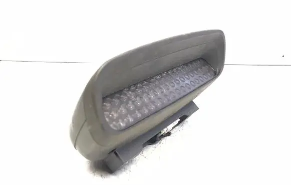 Hyundai Santa Fe Third/center stoplight 9275026