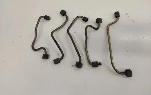 Peugeot 1007 Fuel injector supply line/pipe 