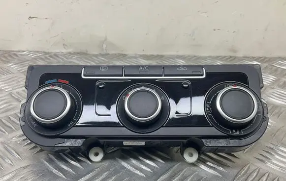 Volkswagen Jetta VI Climate control unit 7N0907426BT
