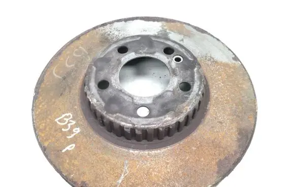 Mercedes-Benz C W205 Front brake disc 028513091