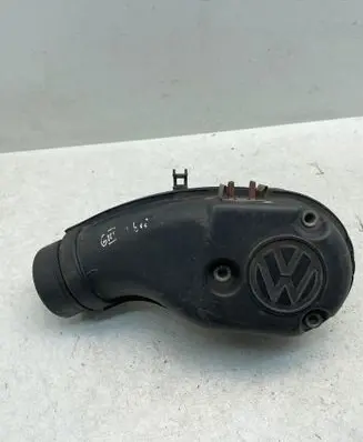 Volkswagen Golf III Air intake hose/pipe 032129654 3915468902