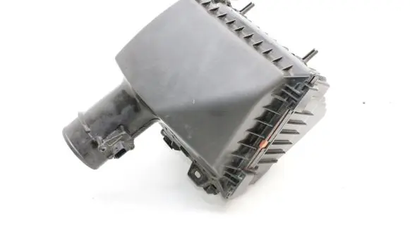 Nissan NV300 Air filter box 165009078R