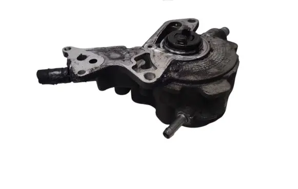 Volkswagen Golf IV Vacuum pump
