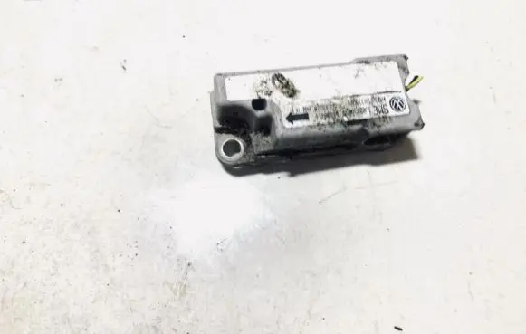 Ford Galaxy Airbag deployment crash/impact sensor 1J0909606G 5WK42320