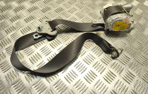Subaru Forester SH Front seatbelt G087901