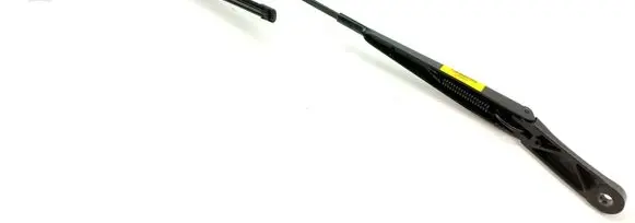 Front wiper blade arm