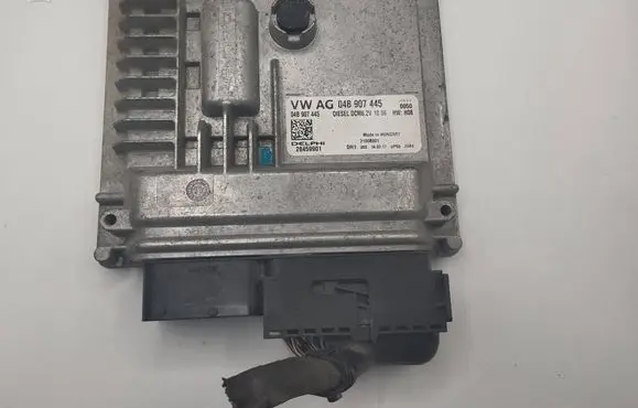 Skoda Fabia Mk3 (NJ) Engine control unit/module 04B907445 28459901