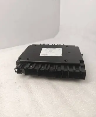 Volkswagen PASSAT B6 Seat control module 3C0959760B 05029423
