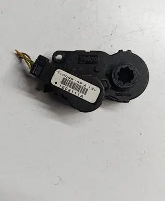 Citroen DS4 Air flap motor/actuator T1009914P 1008111A