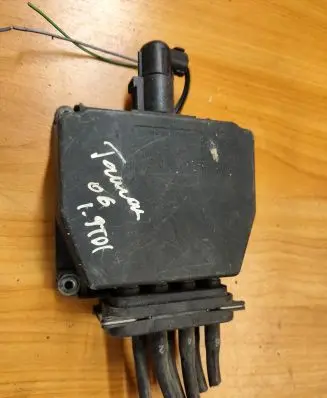 Volkswagen Touran I Turbo solenoid valve 6Q0906625
