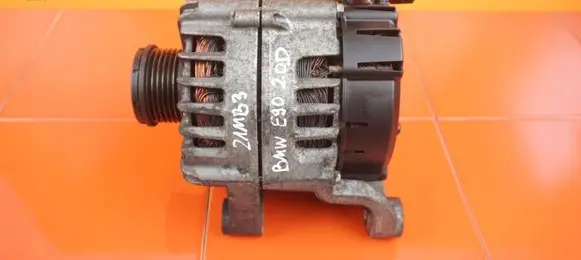 BMW 3 E90 E91 Generator/alternator 8507624 21MB3