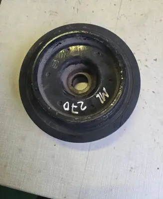Mercedes-Benz ML W163 Crankshaft pulley A6120300203
